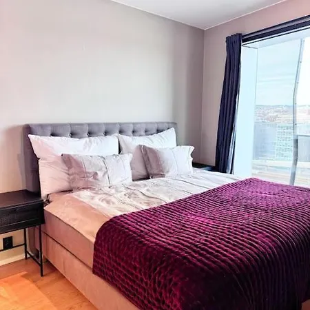 Quiet & Central 2br With High Standard And Views Oslo